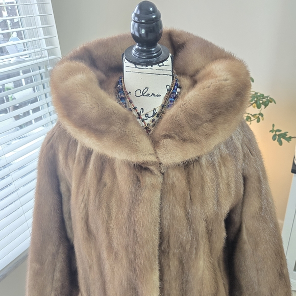 Ntural Mink Fur Vintage Luxury Elegant Brown Fur Coat See Pics For Mesurments - Picture 8 of 16